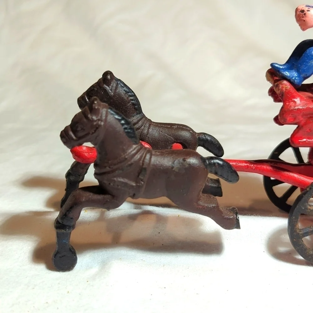 Vintage Cast Iron Horse Drawn Fire Truck Engine Wagon Toy w Fireman and Ladders